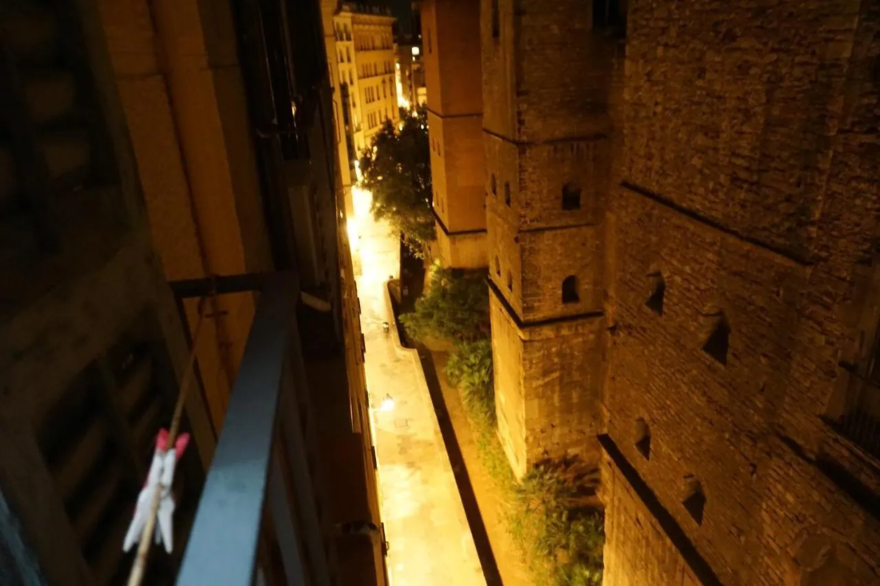 Pension Casa Blanca Barcellona Affittacamere