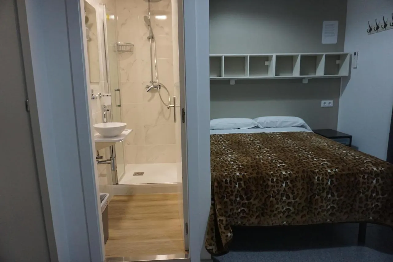** Konukevi Pension Casa Blanca Barselona İspanya