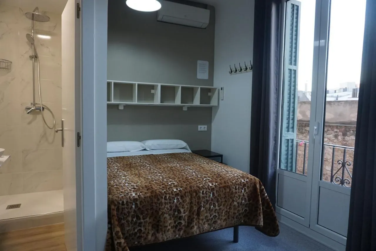 Pension Casa Blanca Barselona İspanya