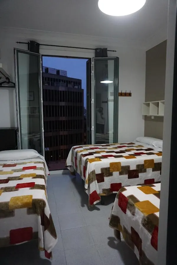 ** Konukevi Pension Casa Blanca Barselona İspanya