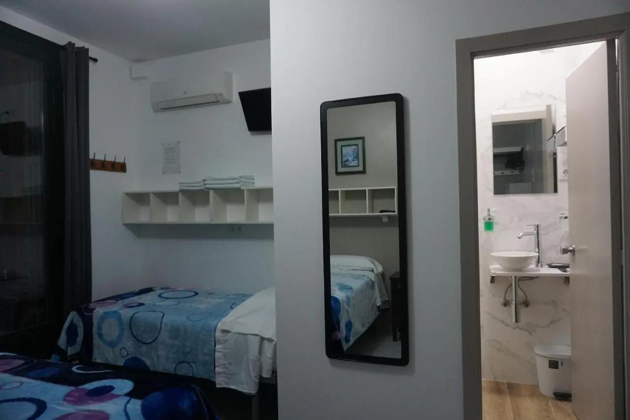 Pension Casa Blanca Barcellona 2*,