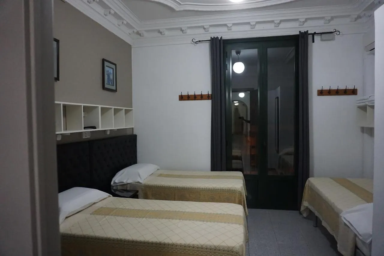 Pension Casa Blanca Barcelona 2*,